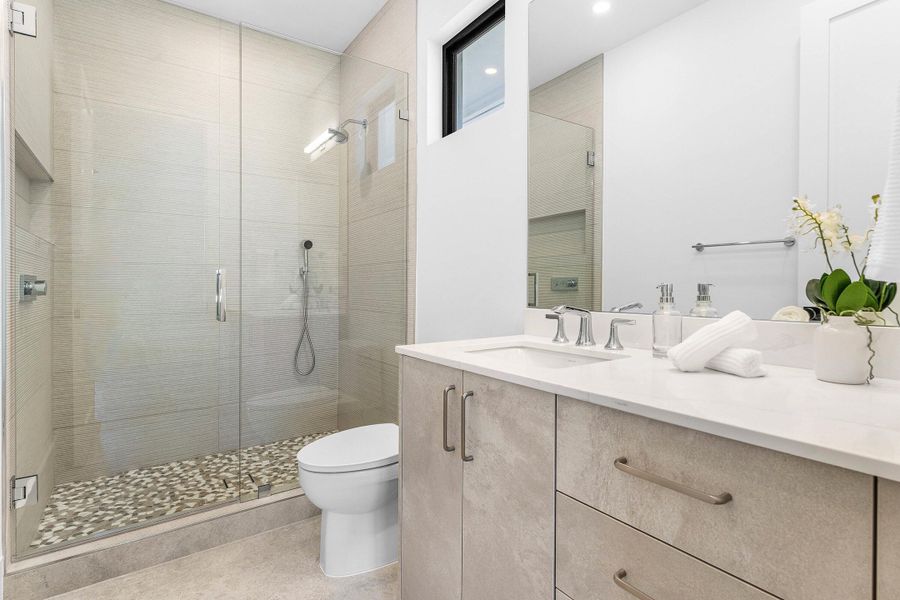 031-368ChurchillRoad-WestPalmBeach-FL-33