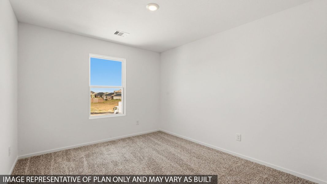 Spacious, unfurnished interior of a new home in Sunterra, Katy (Image 16).