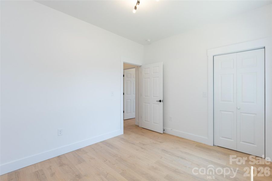 Spacious, unfurnished interior of a new home in , Concord (Image 29).