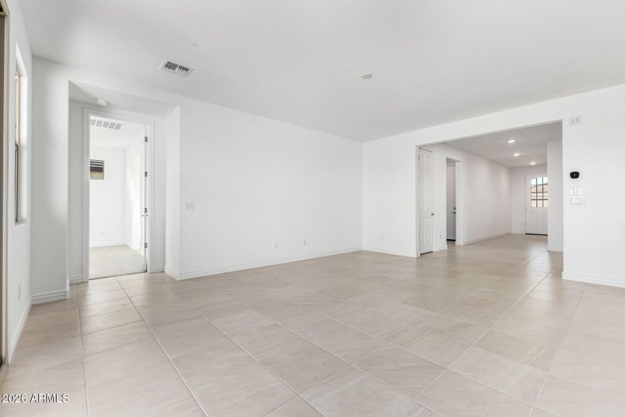 PHX_Miravida_Lot 1154_Dove_14731_Greatro