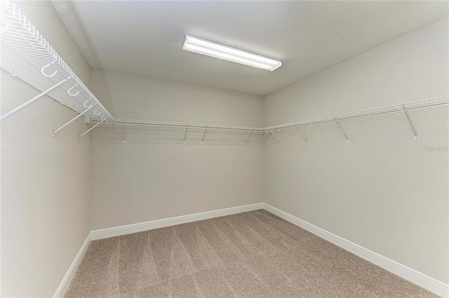 Spacious, unfurnished interior of a new home in Mirada, San Antonio (Image 32).