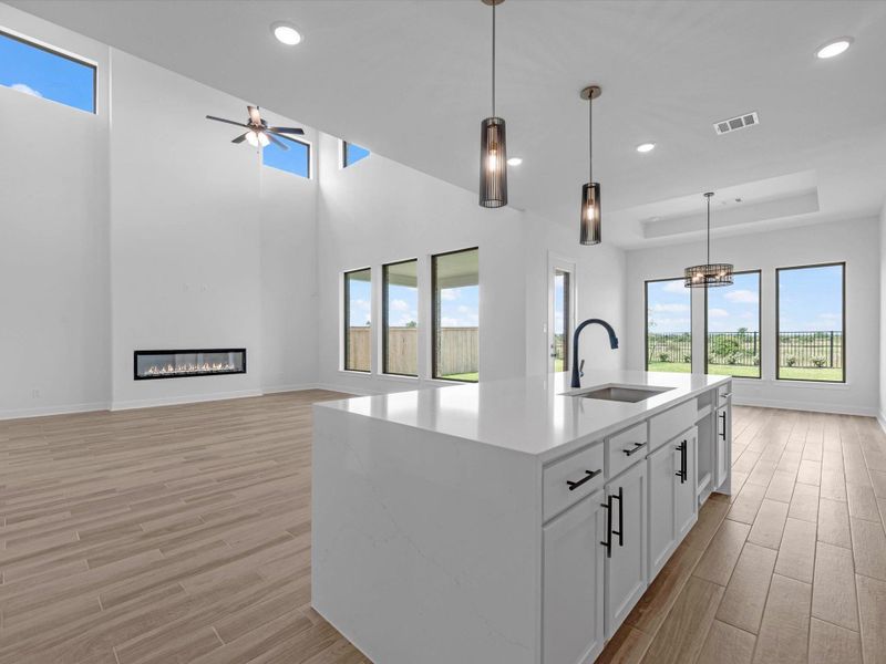 Representative image. Features, specifications, selections and colors may vary.