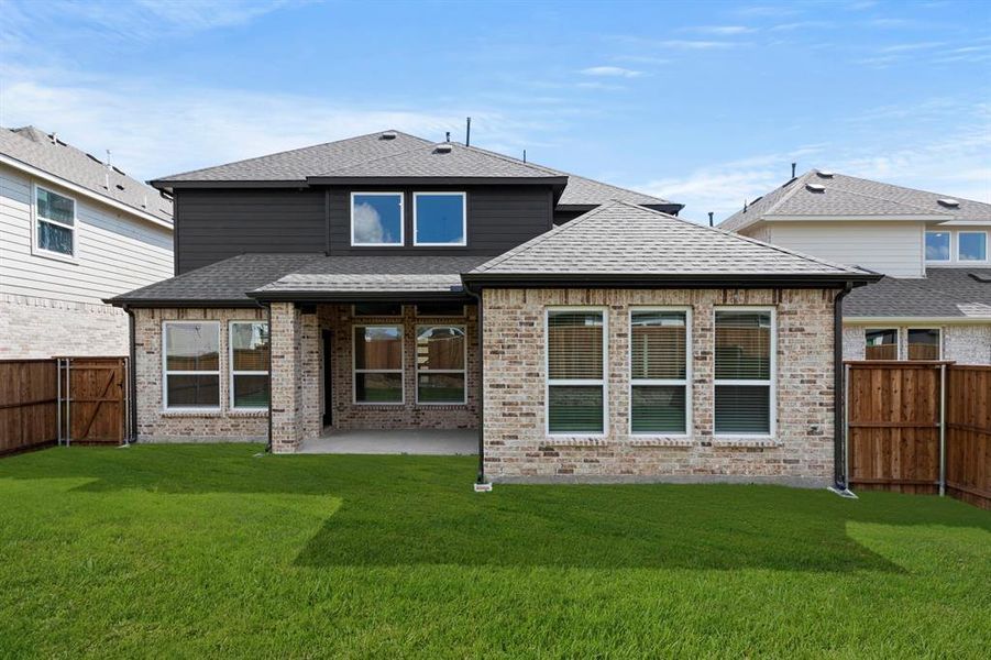 26. 5701 Burford - Back