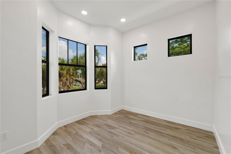 Spacious, unfurnished interior of a new home in , Oldsmar (Image 29). Spacious, unfurnished interior of a new home in , Oldsmar (Image 29).