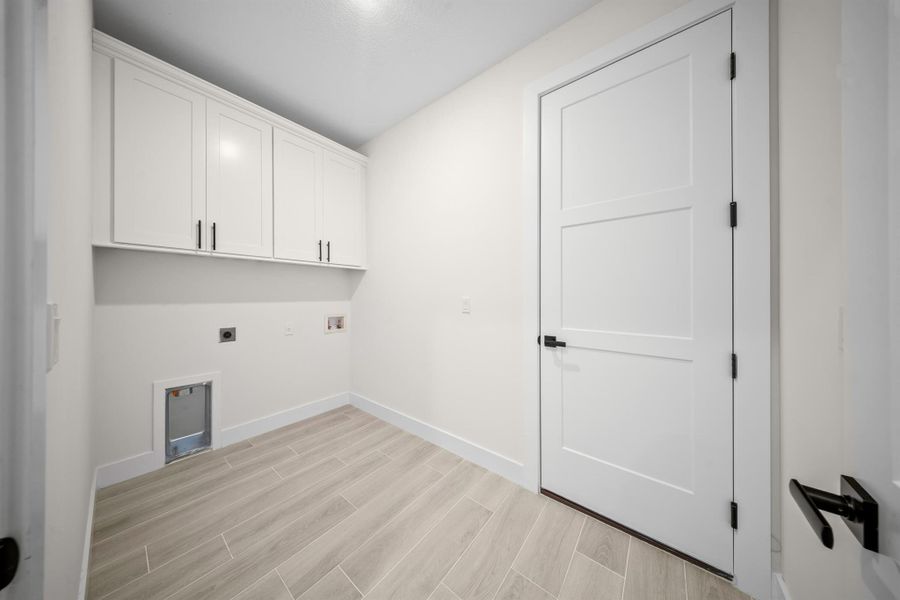 Spacious, unfurnished interior of a new home in , Fort Pierce (Image 31). Spacious, unfurnished interior of a new home in , Fort Pierce (Image 31).