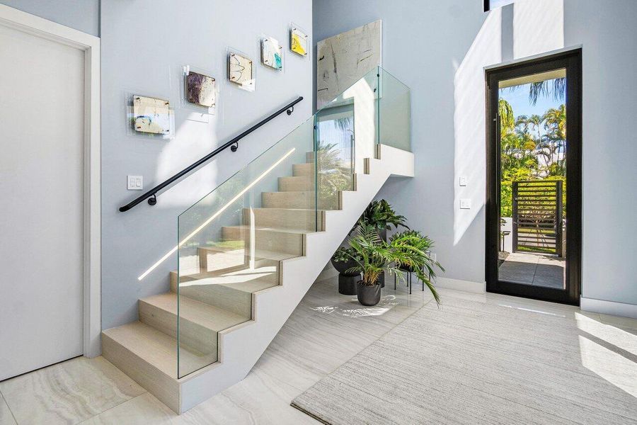 015-914PalmTrail-DelrayBeach-FL-33483-SM