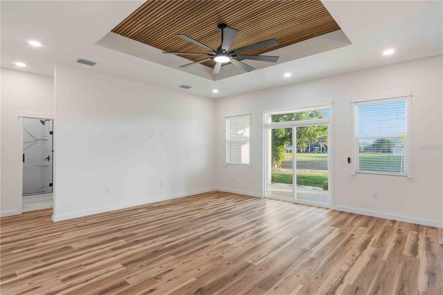 Spacious, unfurnished interior of a new home in , Punta Gorda (Image 29).