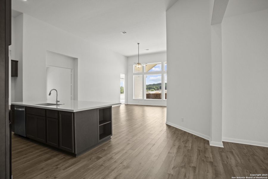 Spacious, unfurnished interior of a new home in Homestead, Schertz (Image 22).