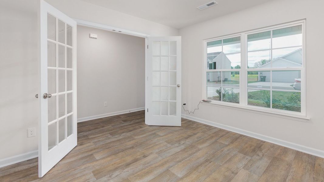 Spacious, unfurnished interior of a new home in Aurora Acres, Snow Camp (Image 13).