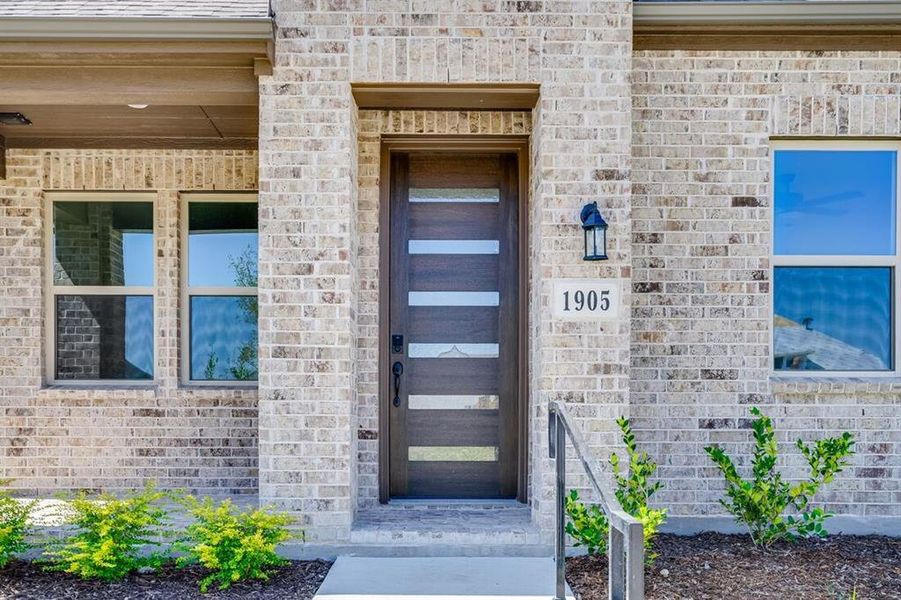 1905 Nimblewell Drive ~ Ready Now