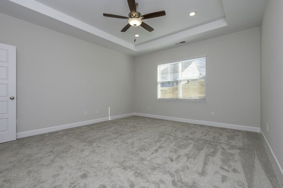 Representative unfurnished interior of a home built from the The Hunter by Cothran Homes in Holly Ridge, Greenville (Image 26).