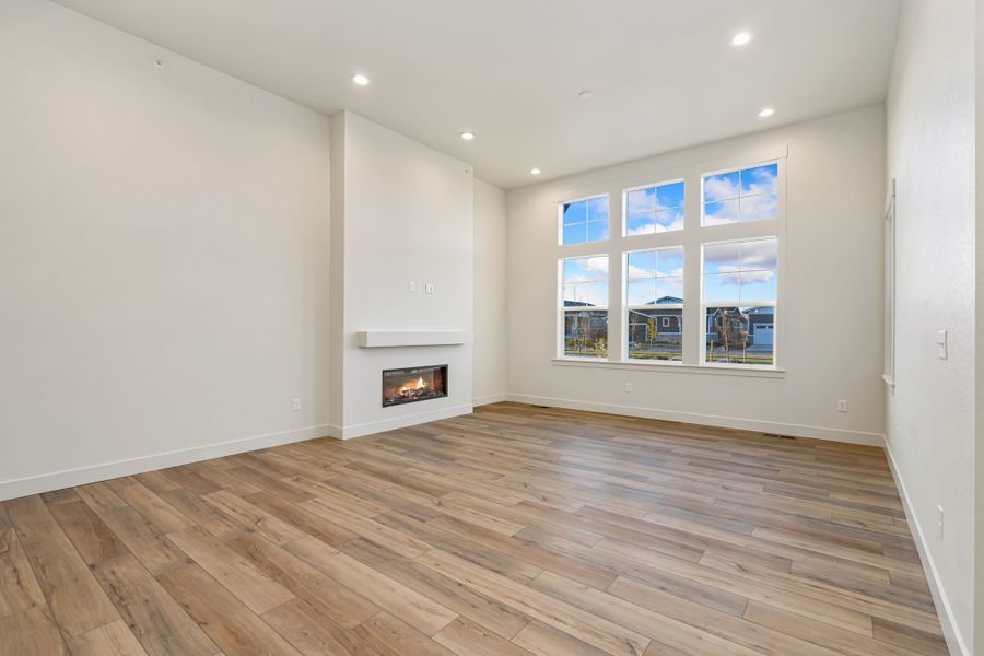 Spacious, unfurnished interior of a new home in Villa Collection, Fort Collins (Image 6). Spacious, unfurnished interior of a new home in Villa Collection, Fort Collins (Image 6).