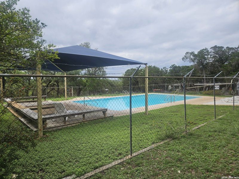 Community amenities in , Canyon Lake (Image 14).