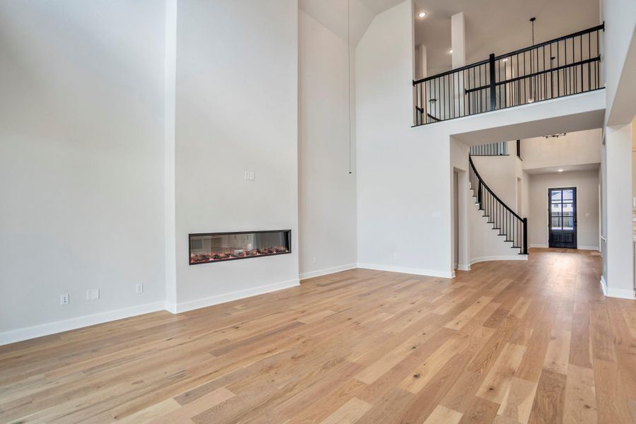Spacious, unfurnished interior of a new home in Jordan Ranch 70' Lots, Fulshear (Image 19). Spacious, unfurnished interior of a new home in Jordan Ranch 70' Lots, Fulshear (Image 19).