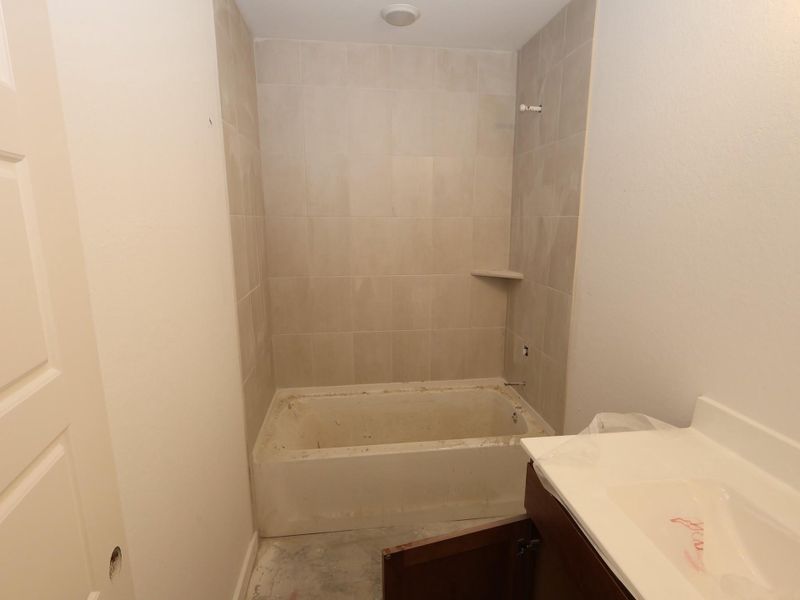 Image 36 of a home in Pinewood at Grand Texas.