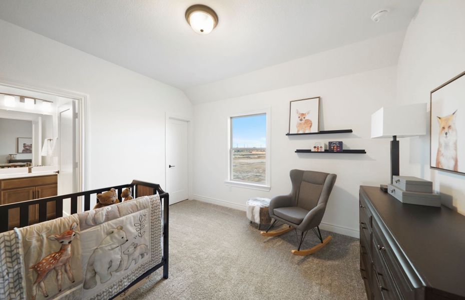 Representative furnished interior of a home built from the Hamilton by Pulte Homes in Ellerden, Tomball (Image 4).