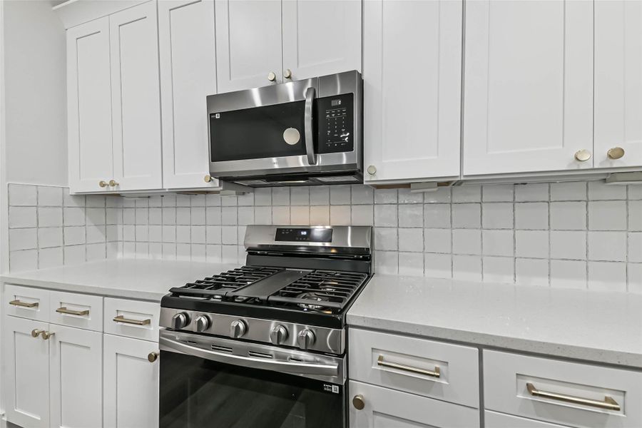 Furnished interior view inside a new home in , Houston (Image 14).