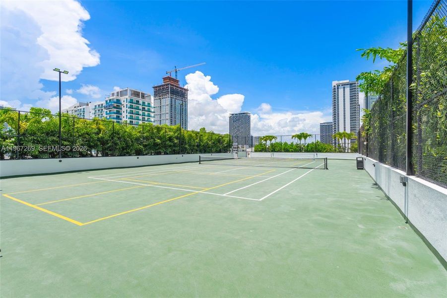 Community amenities in , Miami (Image 64). Community amenities in , Miami (Image 64).