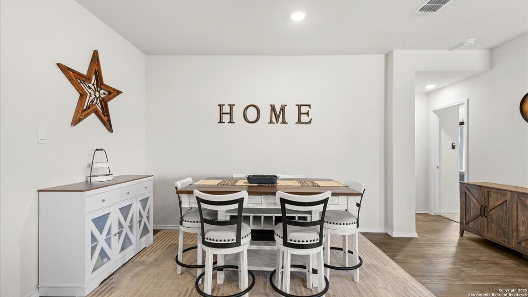 Furnished interior view inside a new home in Arroyo Ranch, Seguin (Image 19).