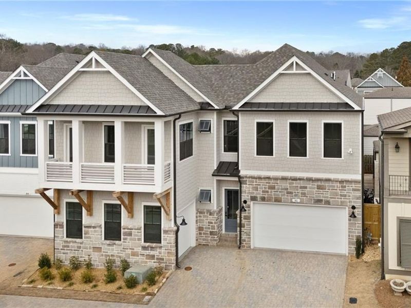 Image 86 of a home in The Village at Towne Lake.