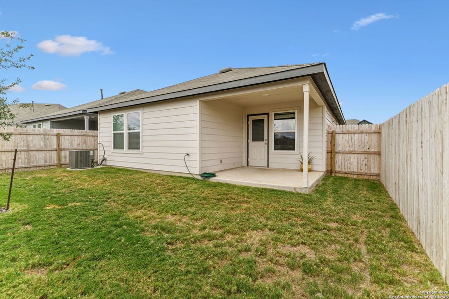 Exterior details and patio area of a home in , San Antonio (Image 4).
