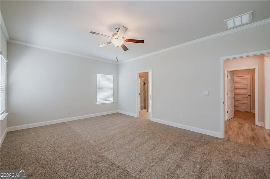 Spacious, unfurnished interior of a new home in Oakview Estates, Macon (Image 26). Spacious, unfurnished interior of a new home in Oakview Estates, Macon (Image 26).