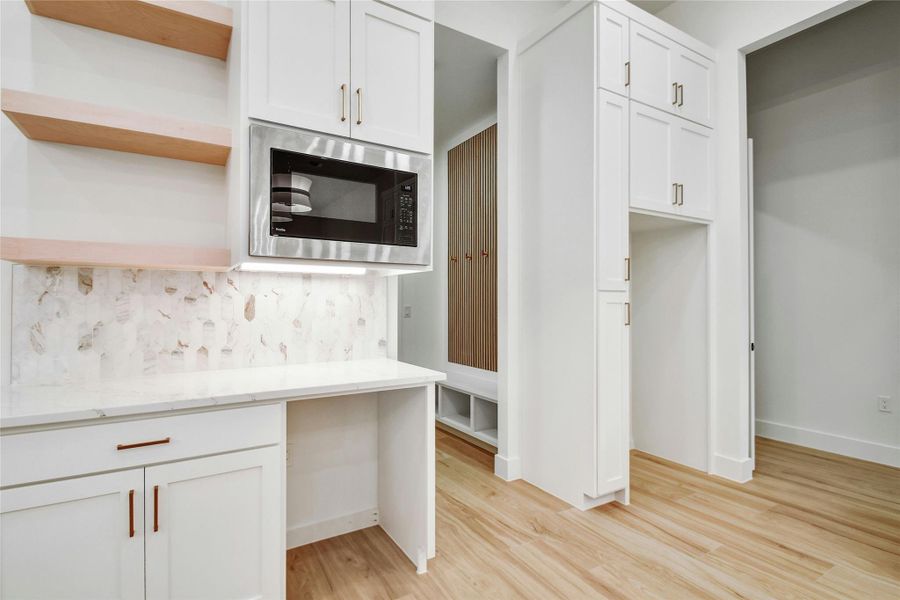 Furnished interior view inside a new home in , Fredericksburg (Image 15). Furnished interior view inside a new home in , Fredericksburg (Image 15).