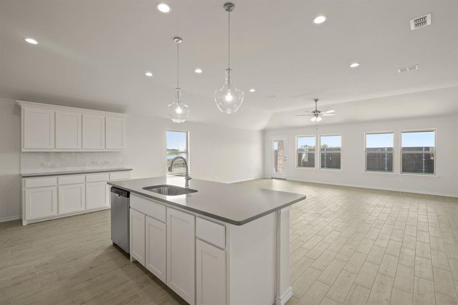 721 Scarlet Sage- Kitchen-5 721 Scarlet Sage- Kitchen-5