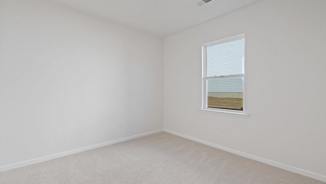 Spacious, unfurnished interior of a new home in Sage Grove, Lyman (Image 16).