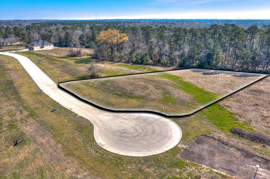 Lot for the new home, outline represents 4.6+ acres Lot for the new home, outline represents 4.6+ acres