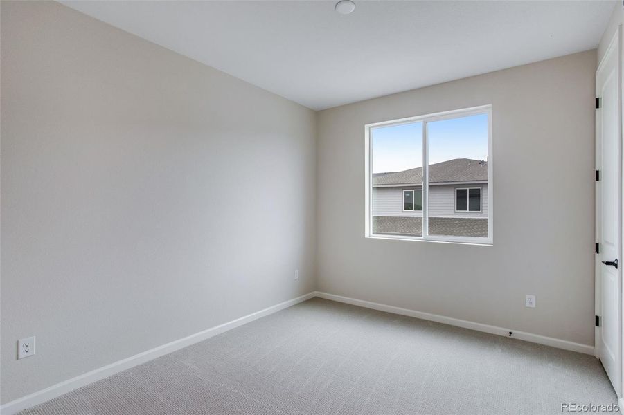 Spacious, unfurnished interior of a new home in Sugar Mill Village, Longmont (Image 32). Spacious, unfurnished interior of a new home in Sugar Mill Village, Longmont (Image 32).