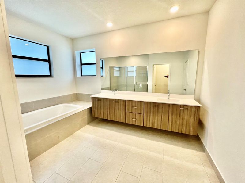 Tenant occupied, master bath