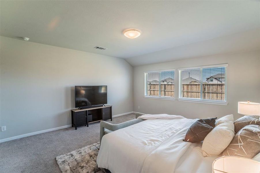 Furnished interior view inside a new home in , Aubrey (Image 19).