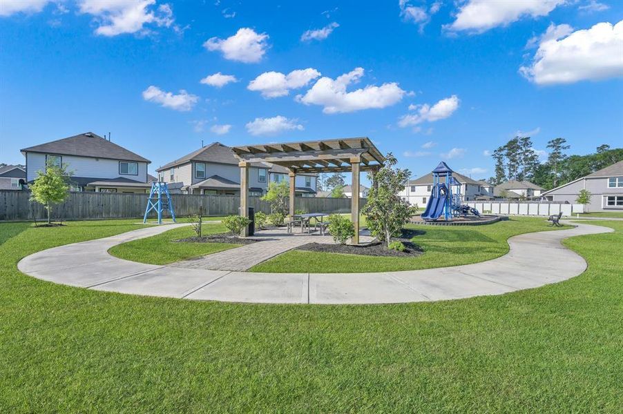 Mackenzie Creek Park and Grounds