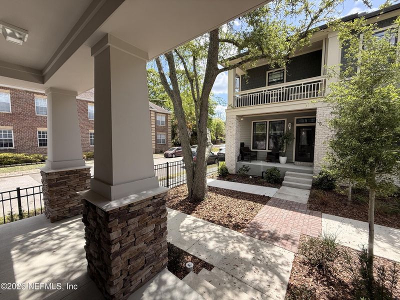 Exterior details and patio area of a home in , Jacksonville (Image 10).