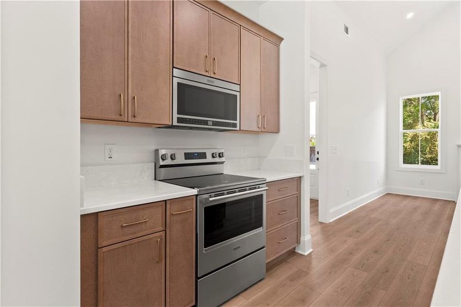 Furnished interior view inside a new home in , Calhoun (Image 10).