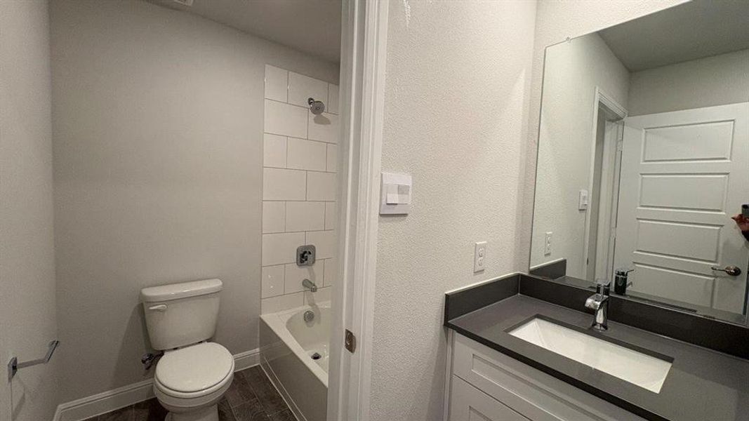 Furnished interior view inside a new home in Sandstone Estates, Granbury (Image 9). Furnished interior view inside a new home in Sandstone Estates, Granbury (Image 9).