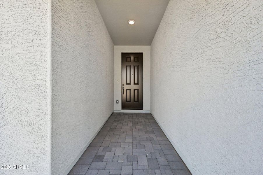 5-web-or-mls-W Buist Ave-S1001-005