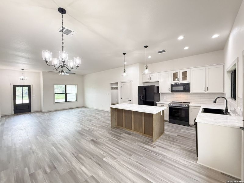 Image 36 of a home in .