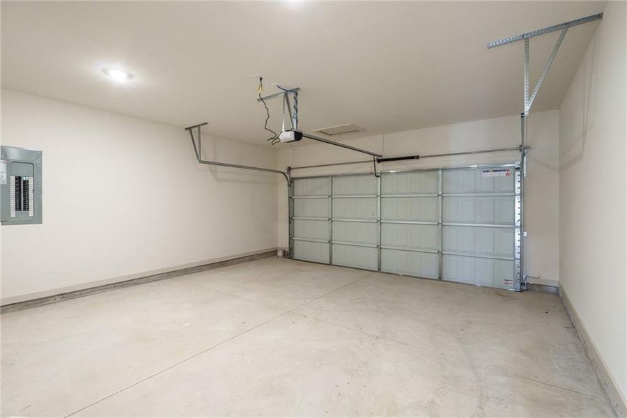 Spacious, unfurnished interior of a new home in , Good Hope (Image 33).