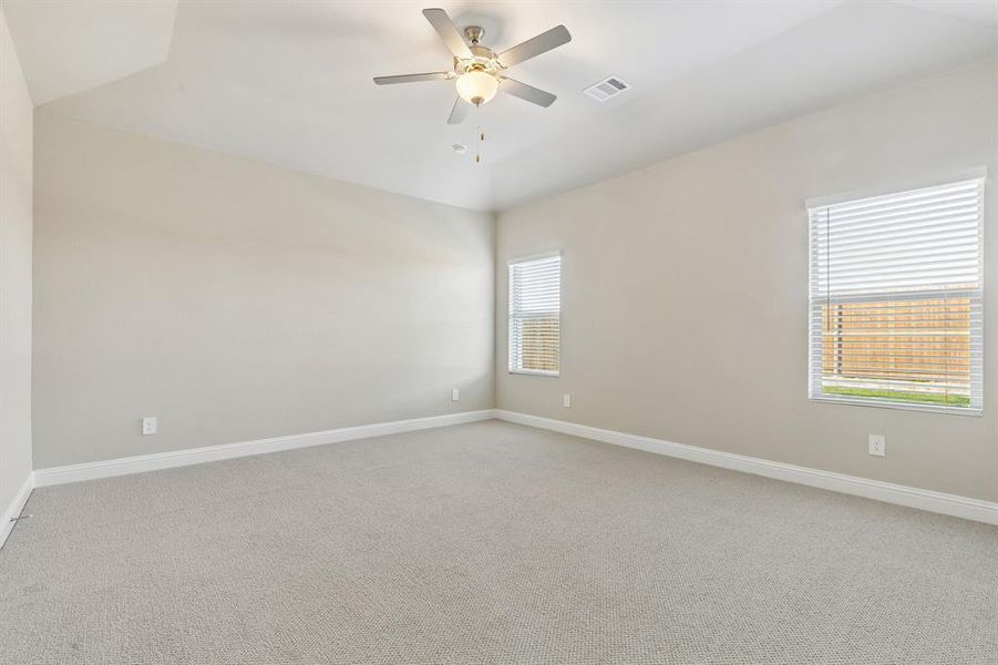 Spacious, unfurnished interior of a new home in Parks at Foster Crossing - Signature Series, Anna (Image 32).