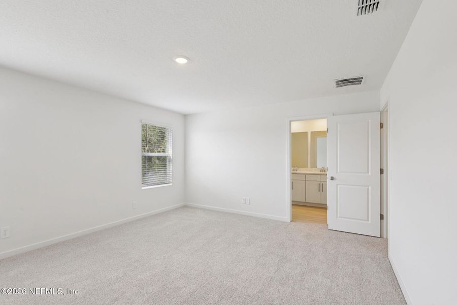 Spacious, unfurnished interior of a new home in Parkside at Shearwater, St. Augustine (Image 22).