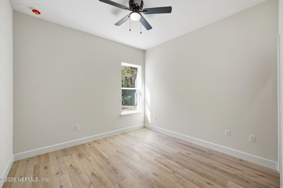 Spacious, unfurnished interior of a new home in , Jacksonville (Image 30).