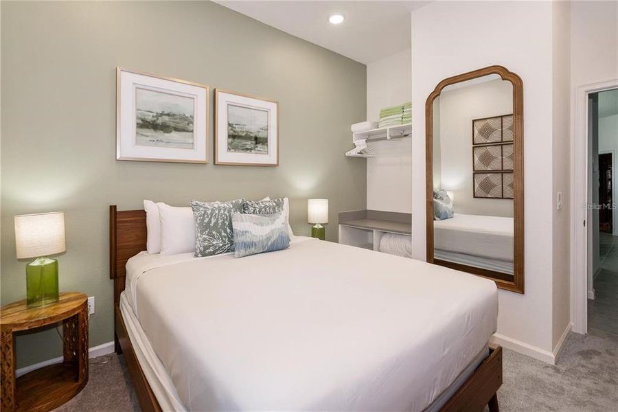 Furnished interior view inside a new home in , Orlando (Image 18).