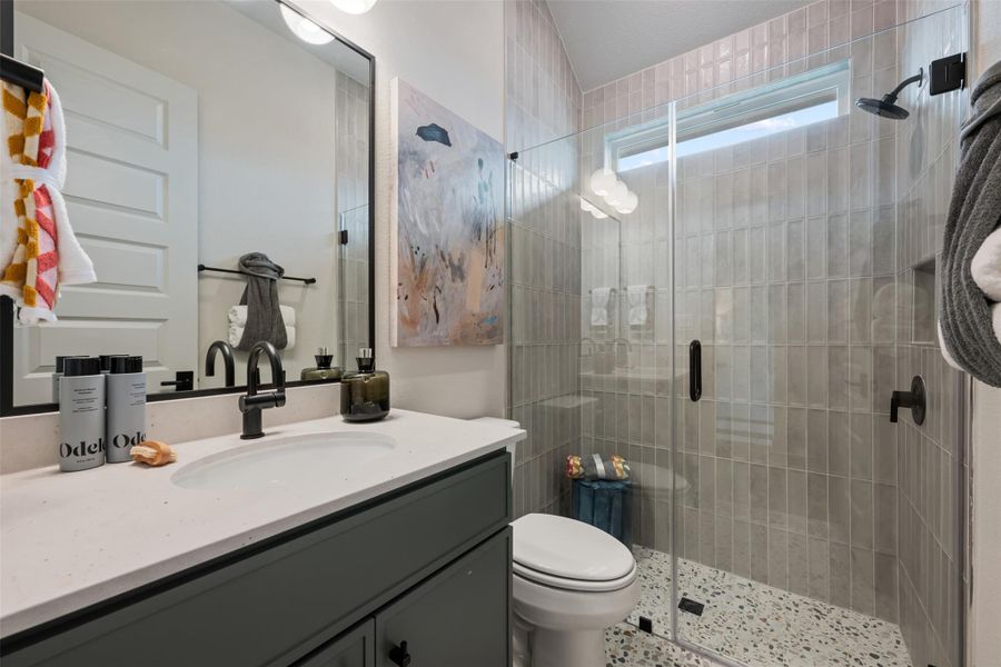 Representative images and renderings are for illustrative purposes. Actual structural options and design finishes of home may vary.