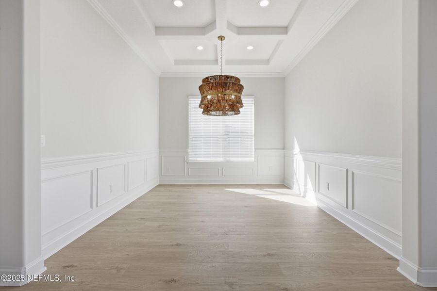 Spacious, unfurnished interior of a new home in Silver Landing At Silverleaf, St. Augustine (Image 13).