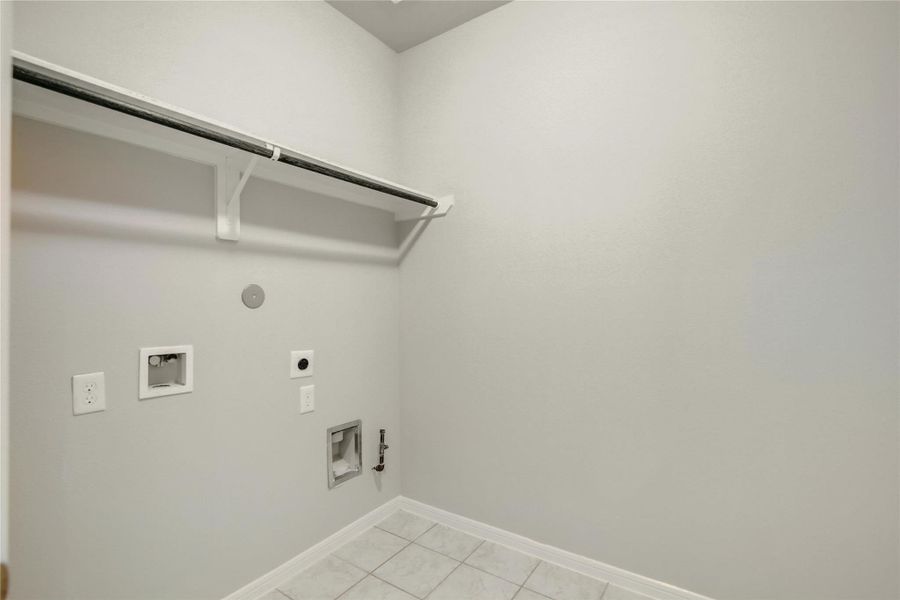 Spacious, unfurnished interior of a new home in Rates starting as low as, Iowa Colony (Image 30).