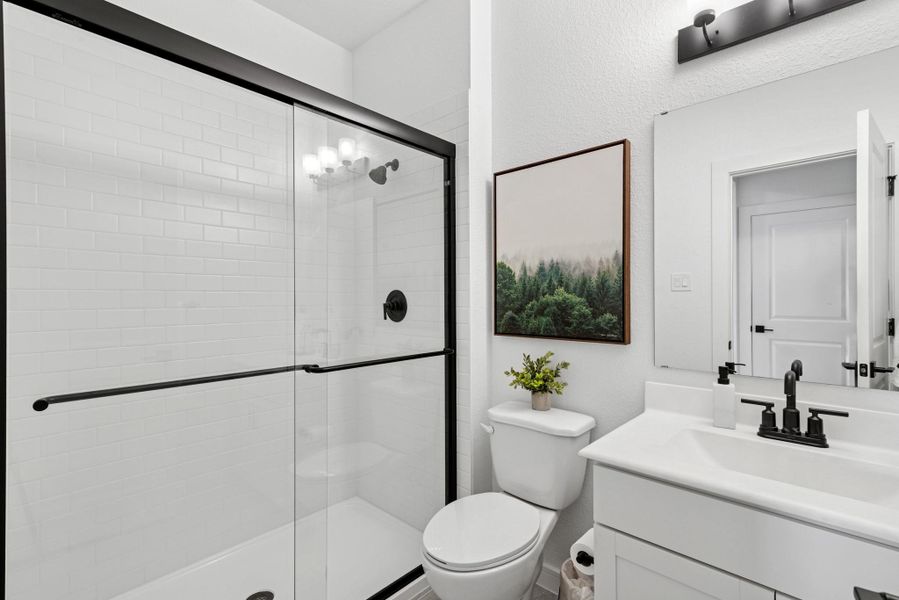 Bath (*Photo not of actual home and used for illustration purposes only.) Bath (*Photo not of actual home and used for illustration purposes only.)