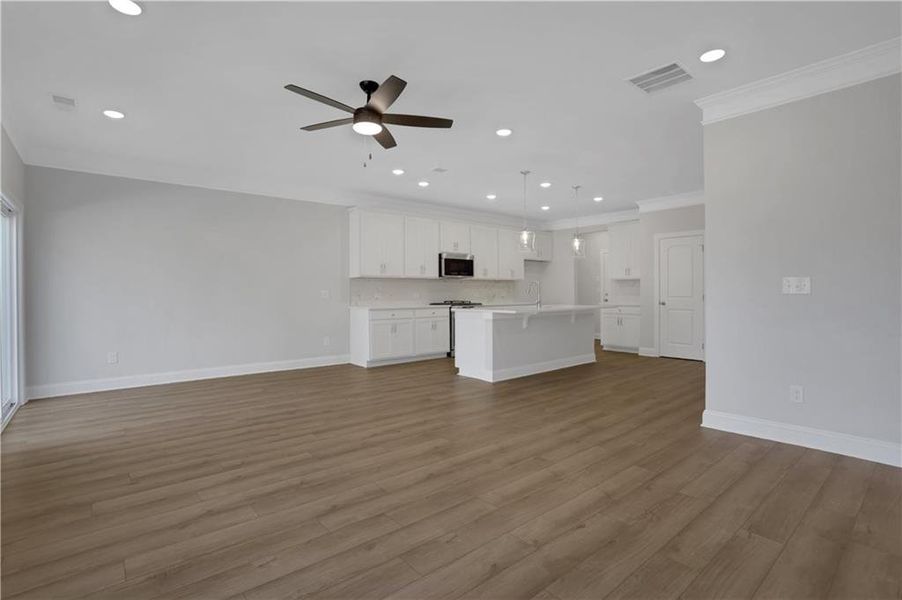 Spacious, unfurnished interior of a new home in Villas at Dawsonville Townhomes, Dawsonville (Image 30). Spacious, unfurnished interior of a new home in Villas at Dawsonville Townhomes, Dawsonville (Image 30).