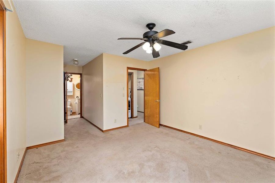 Spacious, unfurnished interior of a new home in , Brownwood (Image 20).